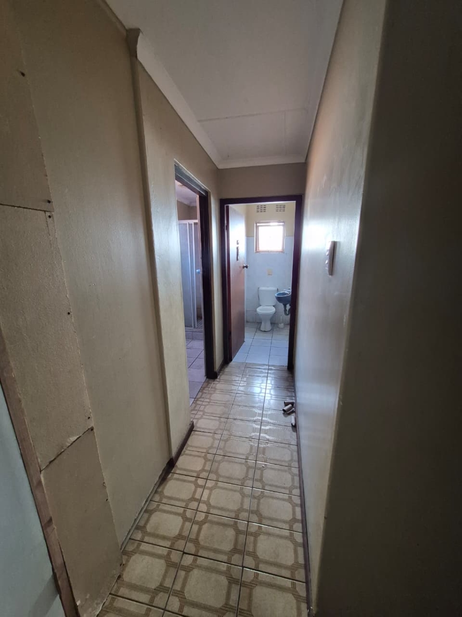 Commercial Property for Sale in Southernwood Eastern Cape